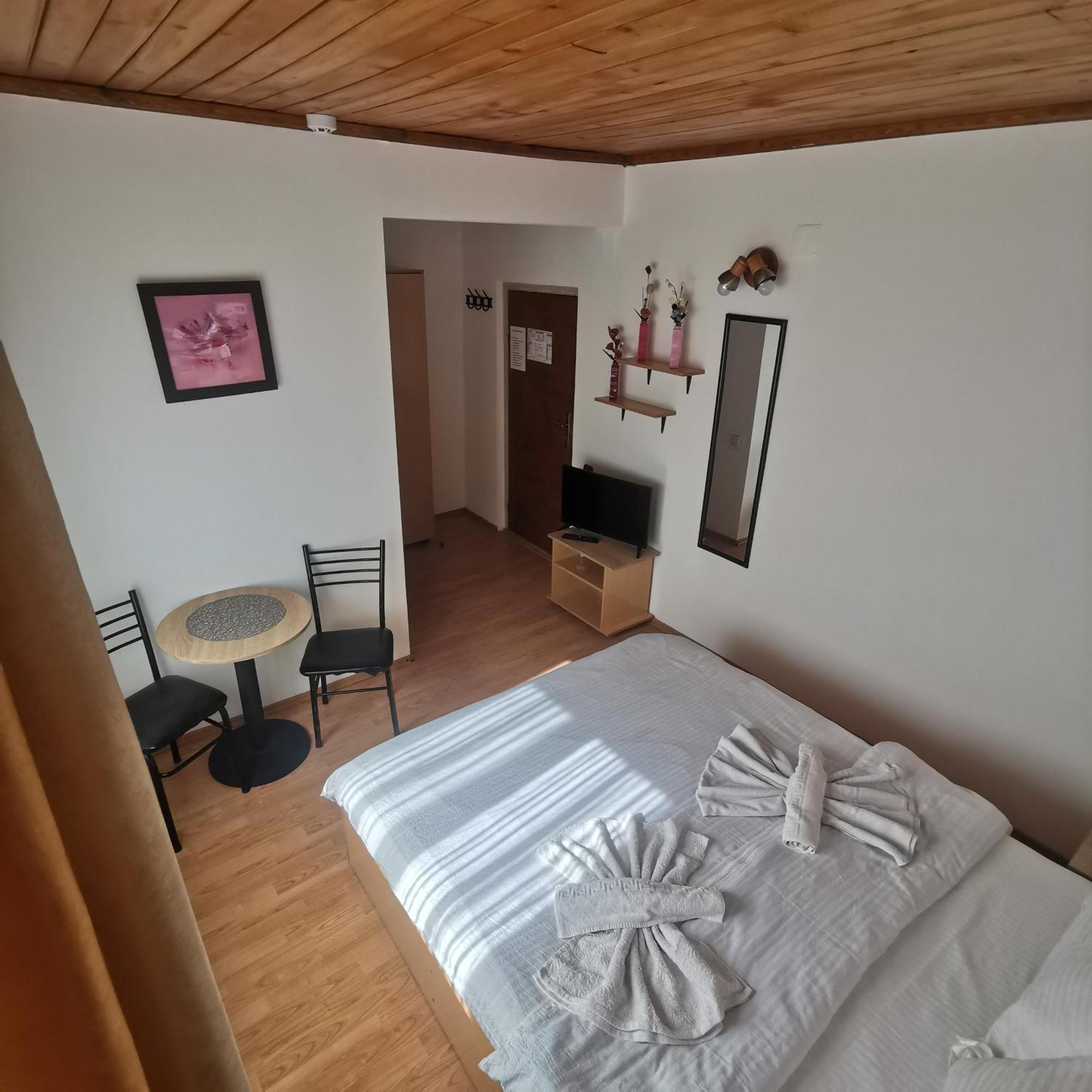 Pensiunea Fara Nume Buşteni Екстериор снимка